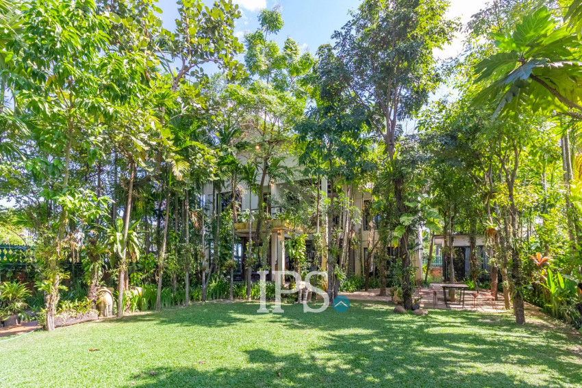 3 Bedroom Villa For Sale - Kandaek, Prasat Bakong, Siem Reap