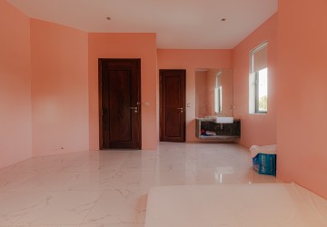 4 Bedroom Villa For Sale - Sala Kamreuk, Siem Reap thumbnail