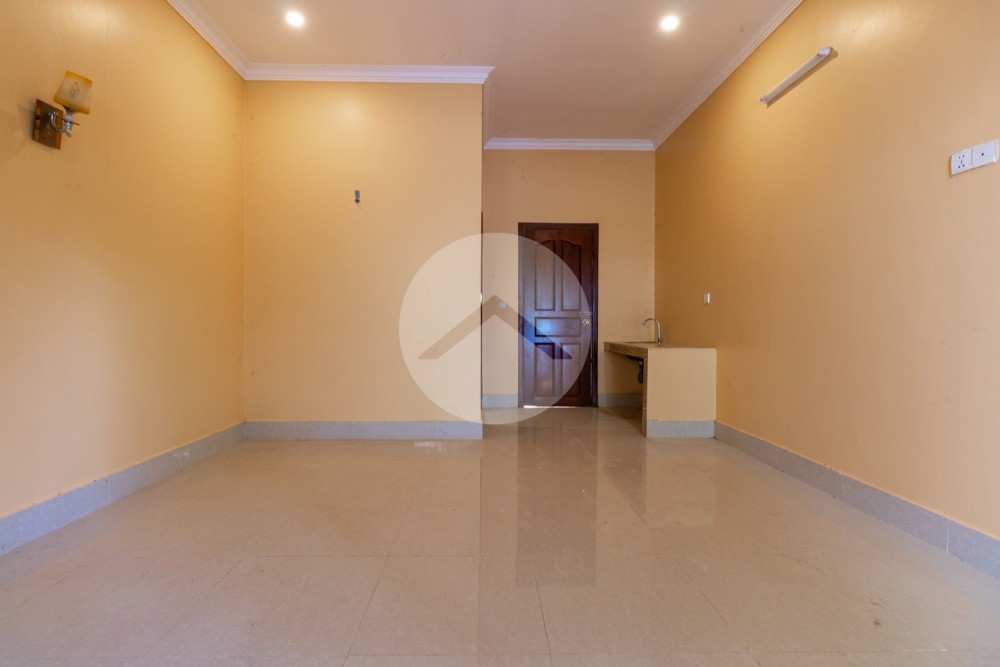 4 Bedroom Villa For Sale - Sala Kamreuk, Siem Reap - Image 18
