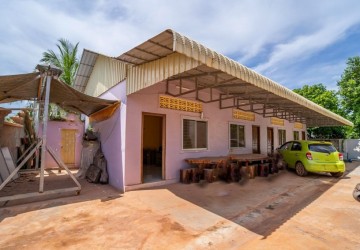 4 Bedroom Villa For Sale - Sala Kamreuk, Siem Reap thumbnail