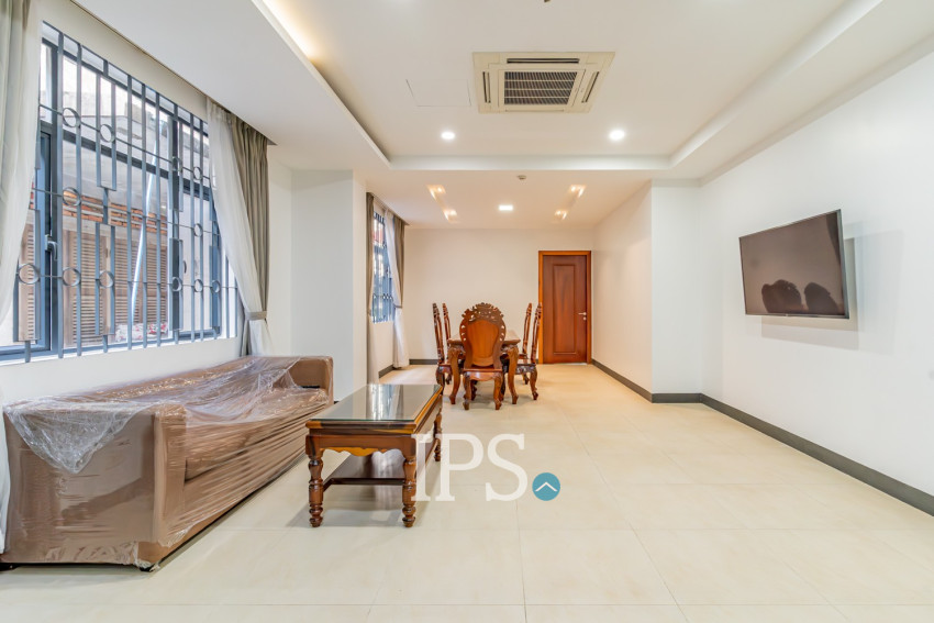 3 Bedroom Apartment For Rent - Tonle Bassac, Phnom Penh