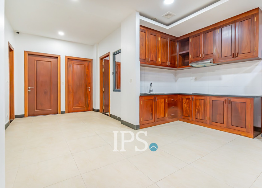 3 Bedroom Apartment For Rent - Tonle Bassac, Phnom Penh