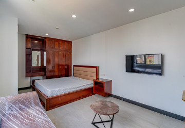 38 Sqm Studio Apartment For Rent - Tonle Bassac, Phnom Penh thumbnail