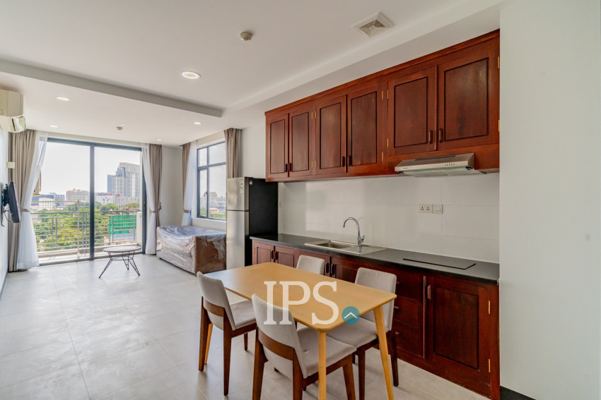 1 Bedroom Apartment For Rent - Tonle Bassac, Phnom Penh