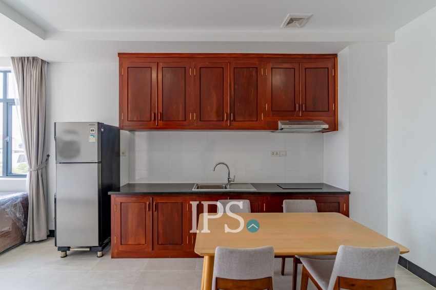 1 Bedroom Apartment For Rent - Tonle Bassac, Phnom Penh
