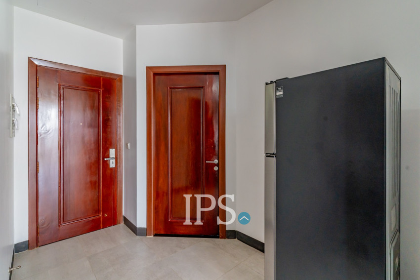 2 Bedroom Apartment For Rent - Tonle Bassac, Phnom Penh