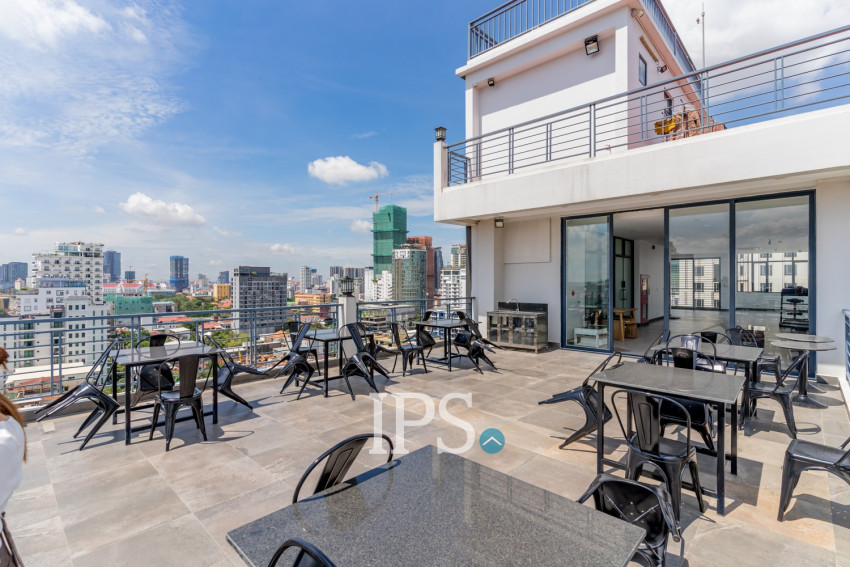 2 Bedroom Apartment For Rent - Tonle Bassac, Phnom Penh