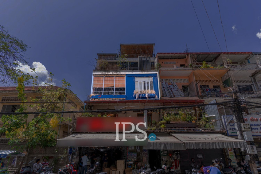 Renovated 3 Bedroom Apartment For Rent - Beoung Raing, Phnom Penh