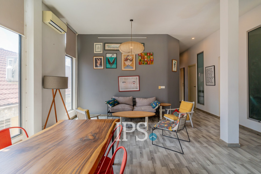 Renovated 3 Bedroom Apartment For Rent - Beoung Raing, Phnom Penh