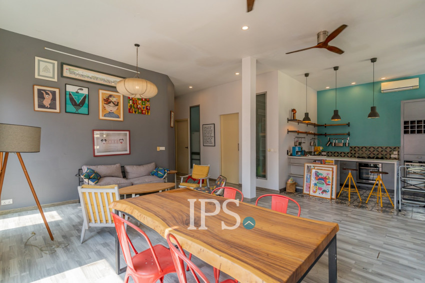 Renovated 3 Bedroom Apartment For Rent - Beoung Raing, Phnom Penh