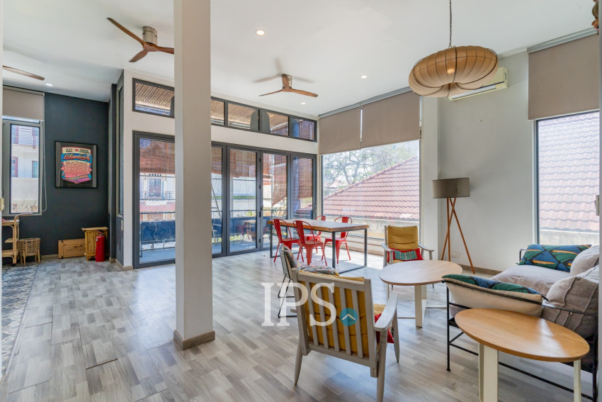 Renovated 3 Bedroom Apartment For Rent - Beoung Raing, Phnom Penh