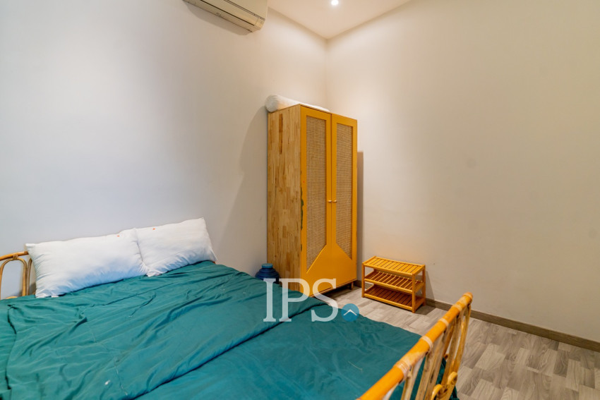 Renovated 3 Bedroom Apartment For Rent - Beoung Raing, Phnom Penh