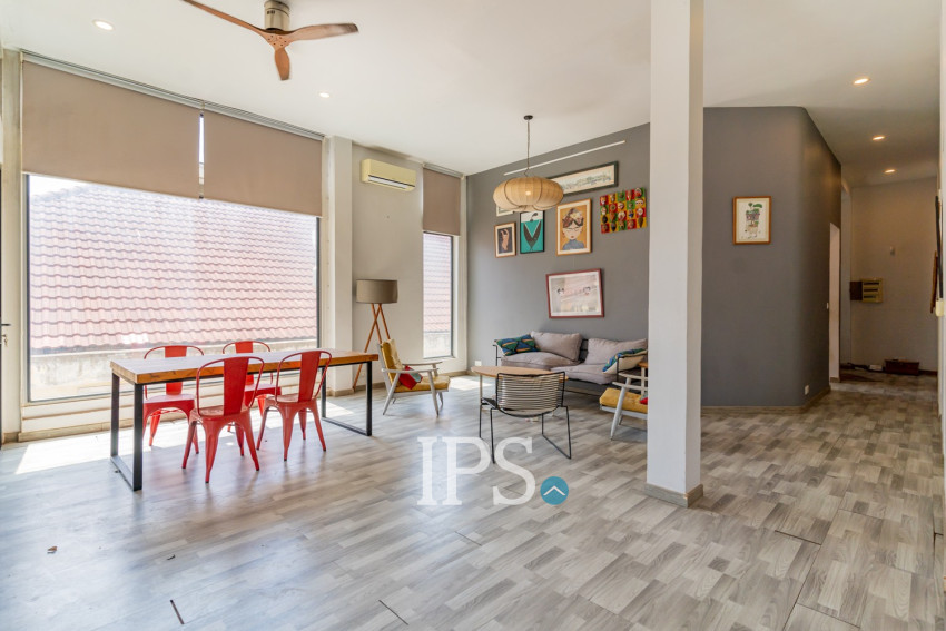 Renovated 3 Bedroom Apartment For Rent - Beoung Raing, Phnom Penh