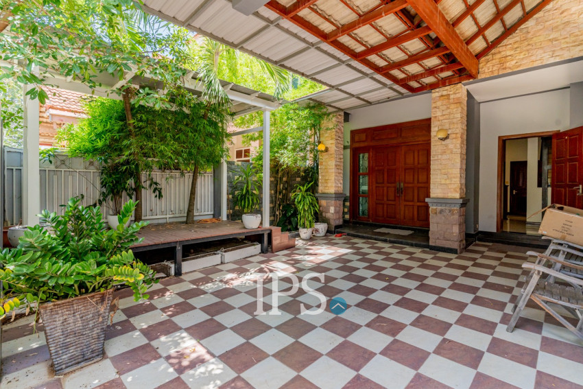 3 Bedroom Villa For Rent - Bassac Garden City, Tonle Bassac, Phnom Penh
