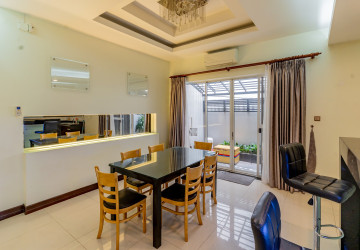3 Bedroom Villa For Rent - Bassac Garden City, Tonle Bassac, Phnom Penh thumbnail
