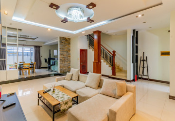 3 Bedroom Villa For Rent - Bassac Garden City, Tonle Bassac, Phnom Penh thumbnail