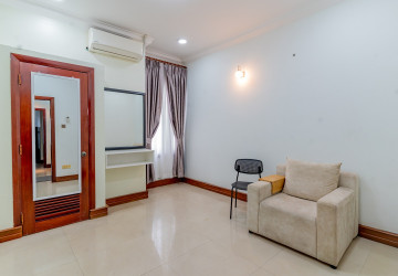 3 Bedroom Villa For Rent - Bassac Garden City, Tonle Bassac, Phnom Penh thumbnail