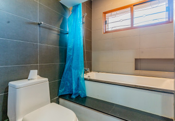 3 Bedroom Villa For Rent - Bassac Garden City, Tonle Bassac, Phnom Penh thumbnail
