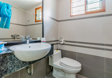 3 Bedroom Villa For Rent - Bassac Garden City, Tonle Bassac, Phnom Penh thumbnail