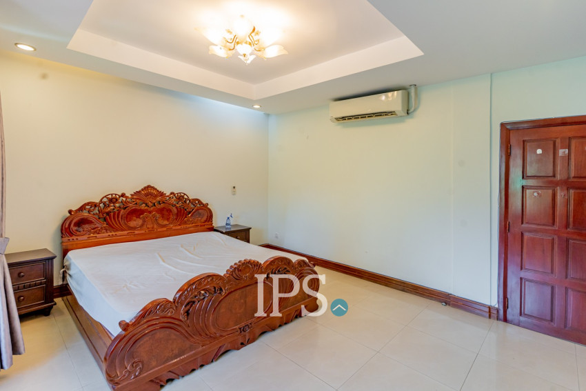 3 Bedroom Villa For Rent - Bassac Garden City, Tonle Bassac, Phnom Penh