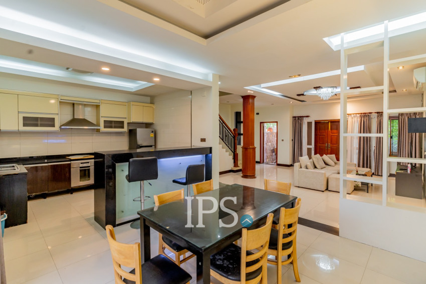 3 Bedroom Villa For Rent - Bassac Garden City, Tonle Bassac, Phnom Penh