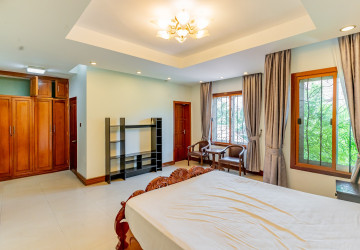3 Bedroom Villa For Rent - Bassac Garden City, Tonle Bassac, Phnom Penh thumbnail