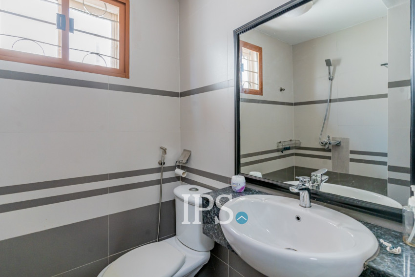 3 Bedroom Villa For Rent - Bassac Garden City, Tonle Bassac, Phnom Penh