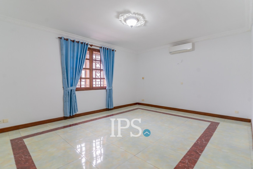 5 Bedroom Commercial Villa For Rent - BKK1, Phnom Penh