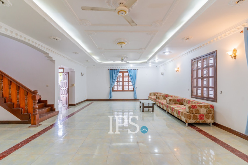 5 Bedroom Commercial Villa For Rent - BKK1, Phnom Penh