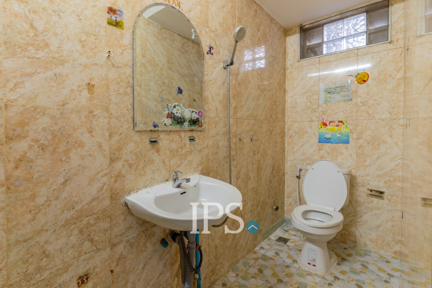 5 Bedroom Commercial Villa For Rent - BKK1, Phnom Penh