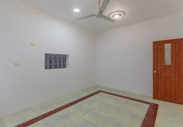 5 Bedroom Commercial Villa For Rent - BKK1, Phnom Penh thumbnail