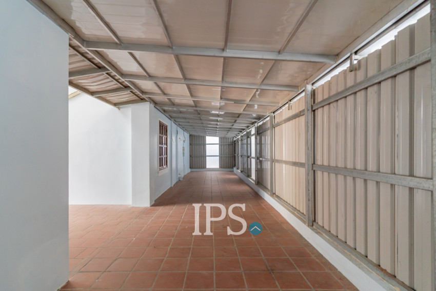 5 Bedroom Commercial Villa For Rent - BKK1, Phnom Penh