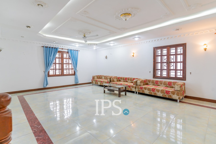 5 Bedroom Commercial Villa For Rent - BKK1, Phnom Penh