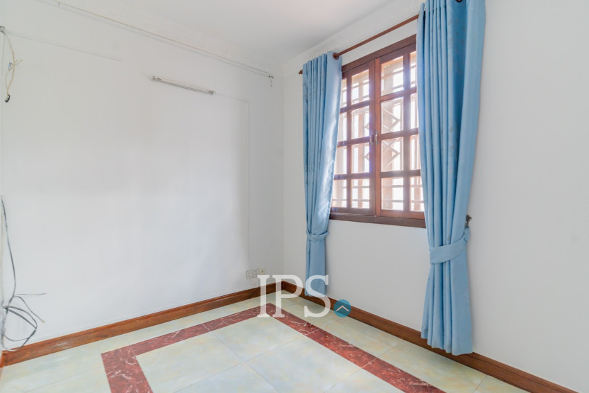 5 Bedroom Commercial Villa For Rent - BKK1, Phnom Penh