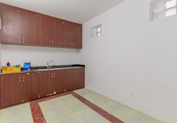 5 Bedroom Commercial Villa For Rent - BKK1, Phnom Penh thumbnail