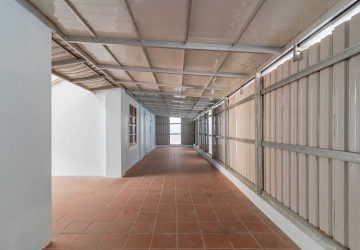 5 Bedroom Commercial Villa For Rent - BKK1, Phnom Penh thumbnail