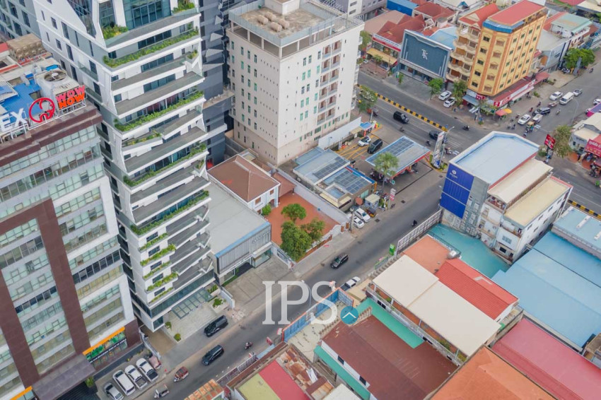 5 Bedroom Commercial Villa For Rent - BKK1, Phnom Penh