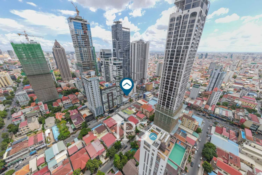 5 Bedroom Commercial Villa For Rent - BKK1, Phnom Penh