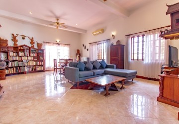 8 Bedroom Villa For Sale -  Svay Dangkum, Siem Reap thumbnail