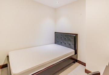 Duplex 2 Bedroom Serviced Apartment For Rent - Toul Tum Poung 1, Phnom Penh thumbnail