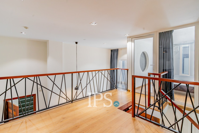 Duplex 2 Bedroom Serviced Apartment For Rent - Toul Tum Poung 1, Phnom Penh