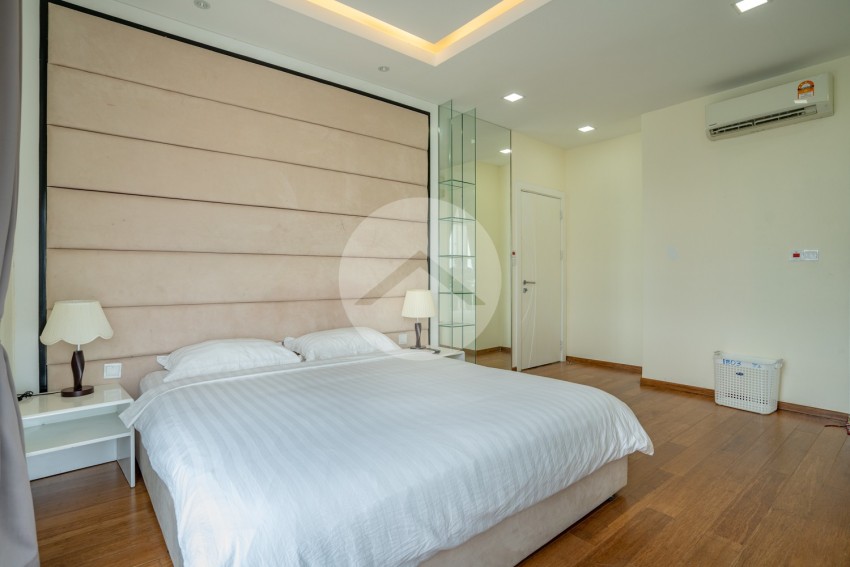 3 Bedroom Apartment For Rent -  Chroy Changva, Phnom Penh