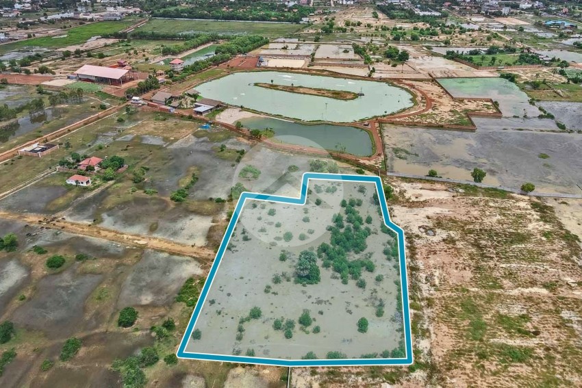 9772 Sqm Land For Sale - Svay Dangkum, Siem Reap