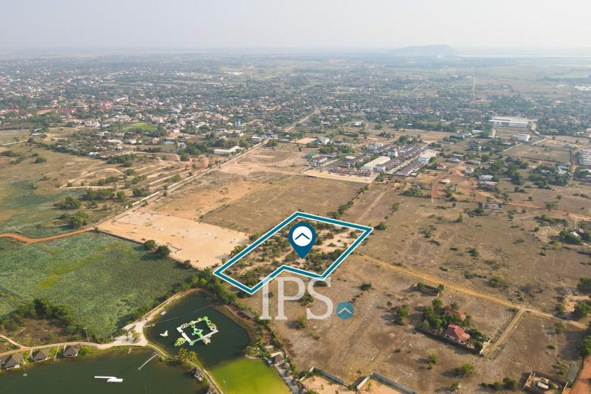 9772 Sqm Land For Sale - Svay Dangkum, Siem Reap