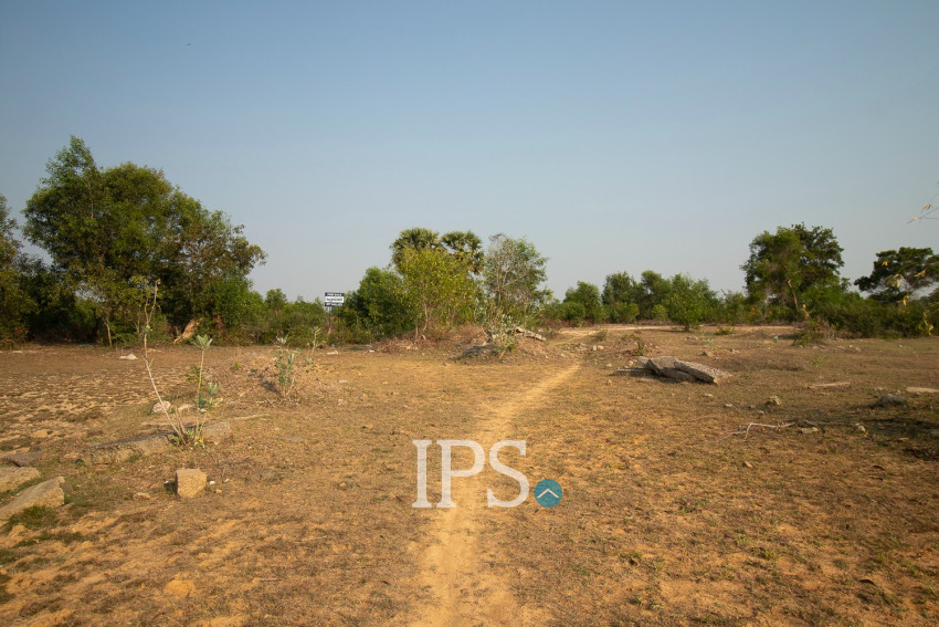 9772 Sqm Land For Sale - Svay Dangkum, Siem Reap