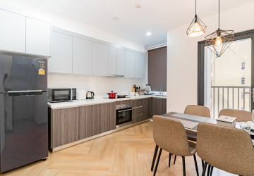 1 Bedroom Serviced Apartment For Rent - BKK1, Phnom Penh thumbnail