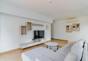 1 Bedroom Serviced Apartment For Rent - BKK1, Phnom Penh thumbnail