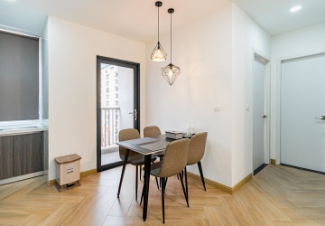 1 Bedroom Serviced Apartment For Rent - BKK1, Phnom Penh thumbnail