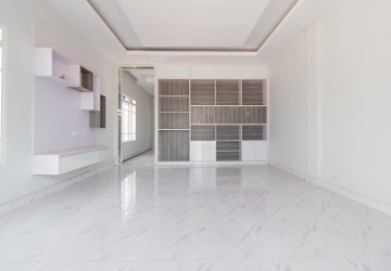 4 Bedroom  Shophouse For Sale - Kandaek , Siem Reap thumbnail