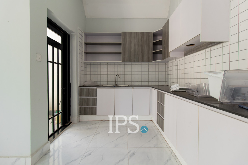 4 Bedroom  Shophouse For Sale - Kandaek , Siem Reap - Image 7